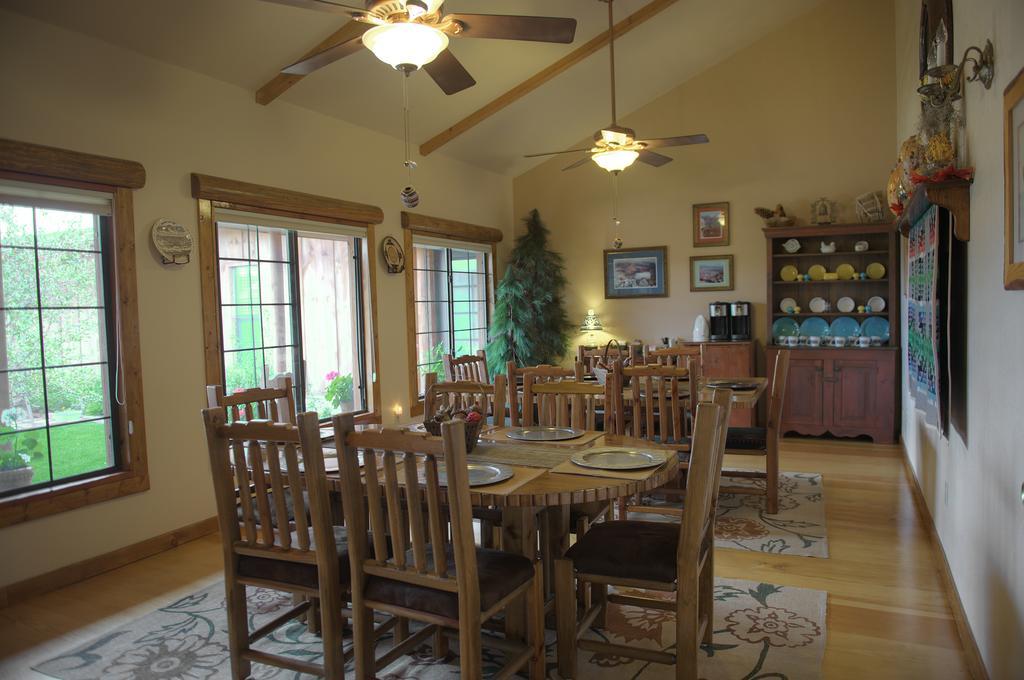 Grand Canyon Bed And Breakfast Williams Exteriér fotografie
