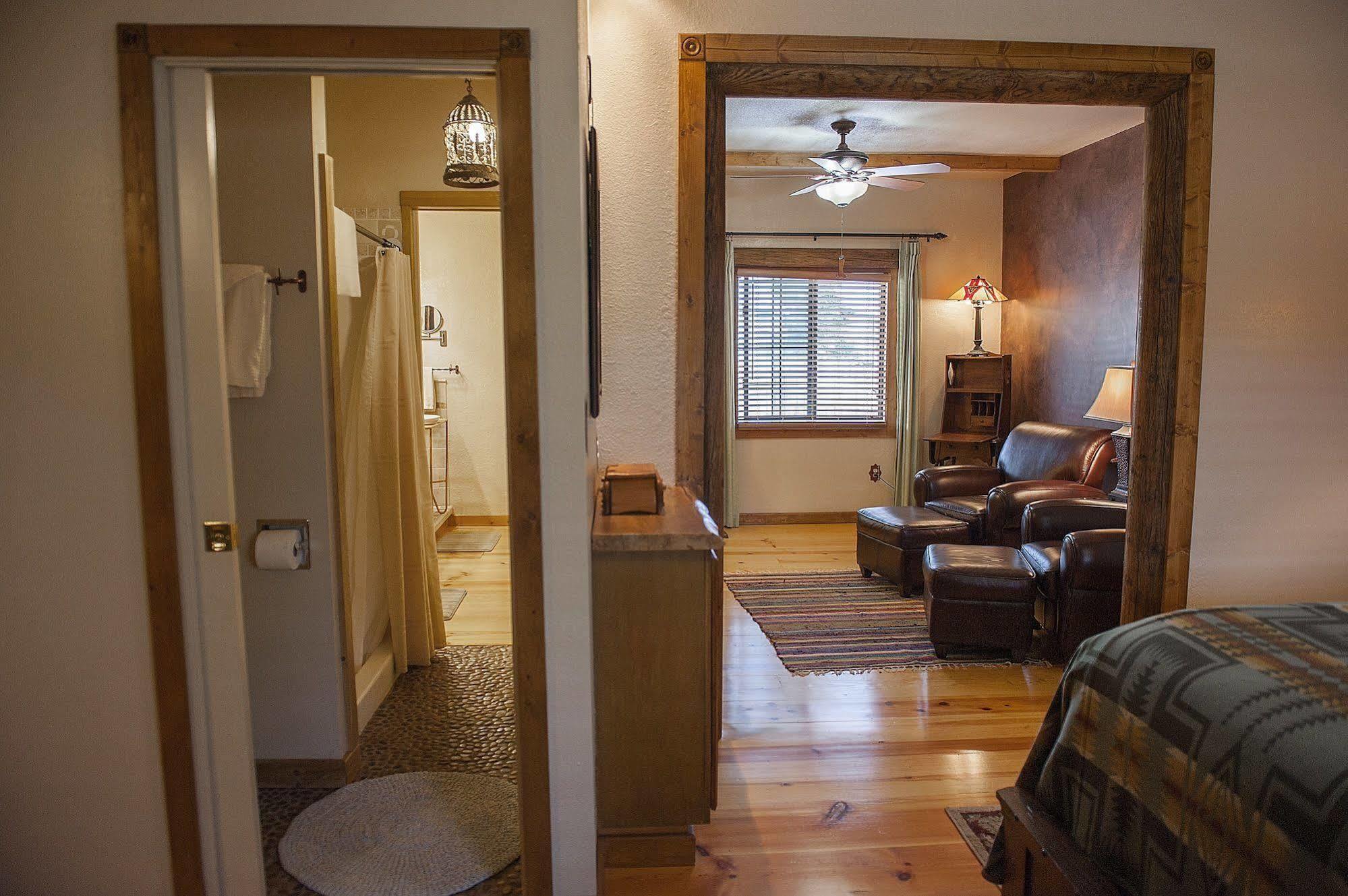 Grand Canyon Bed And Breakfast Williams Exteriér fotografie