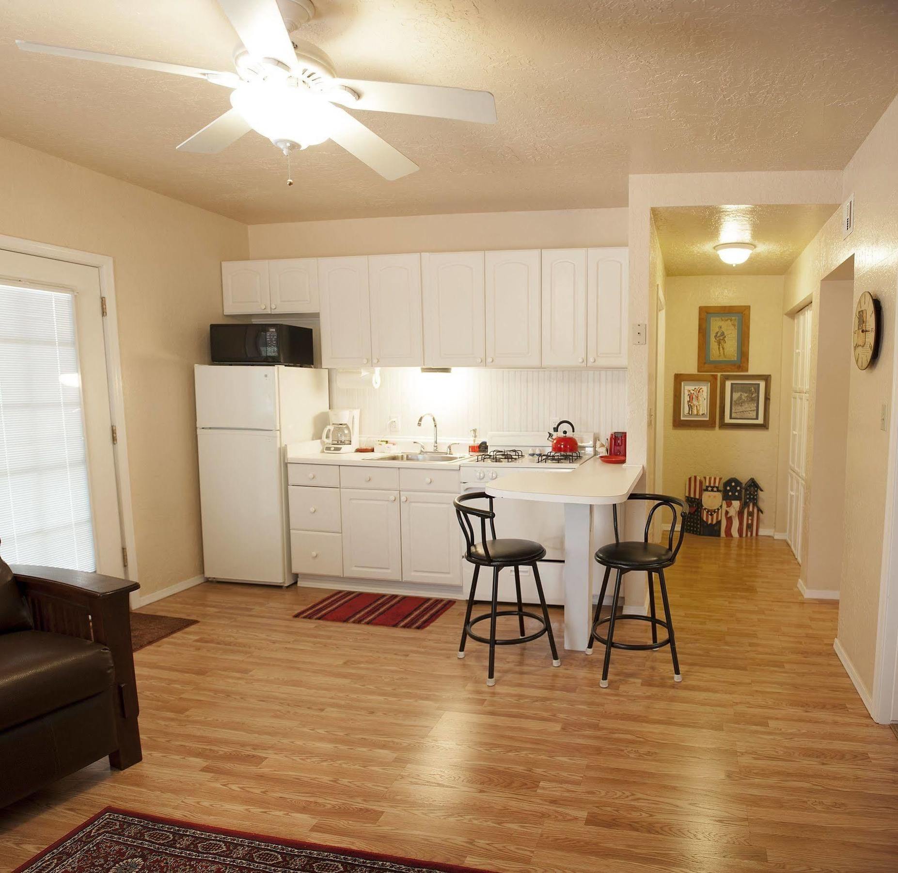 Grand Canyon Bed And Breakfast Williams Exteriér fotografie